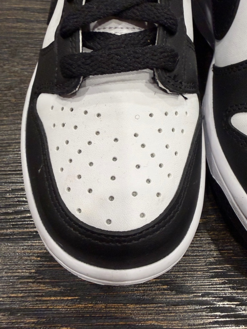 Men's Nike Dunk Low Retro "Panda" White/Black-White size 5.5Y - Picture 5 of 10